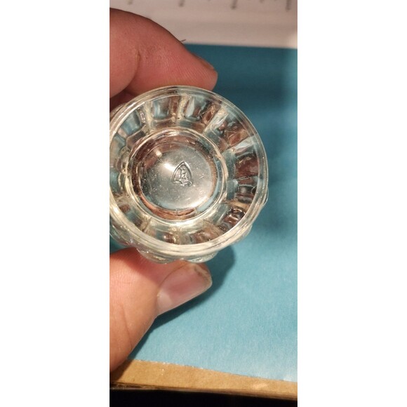 Set of 5 Vintage Federal Glass Shot Glasses – Mid-Century Clear Barware - Picture 8 of 10